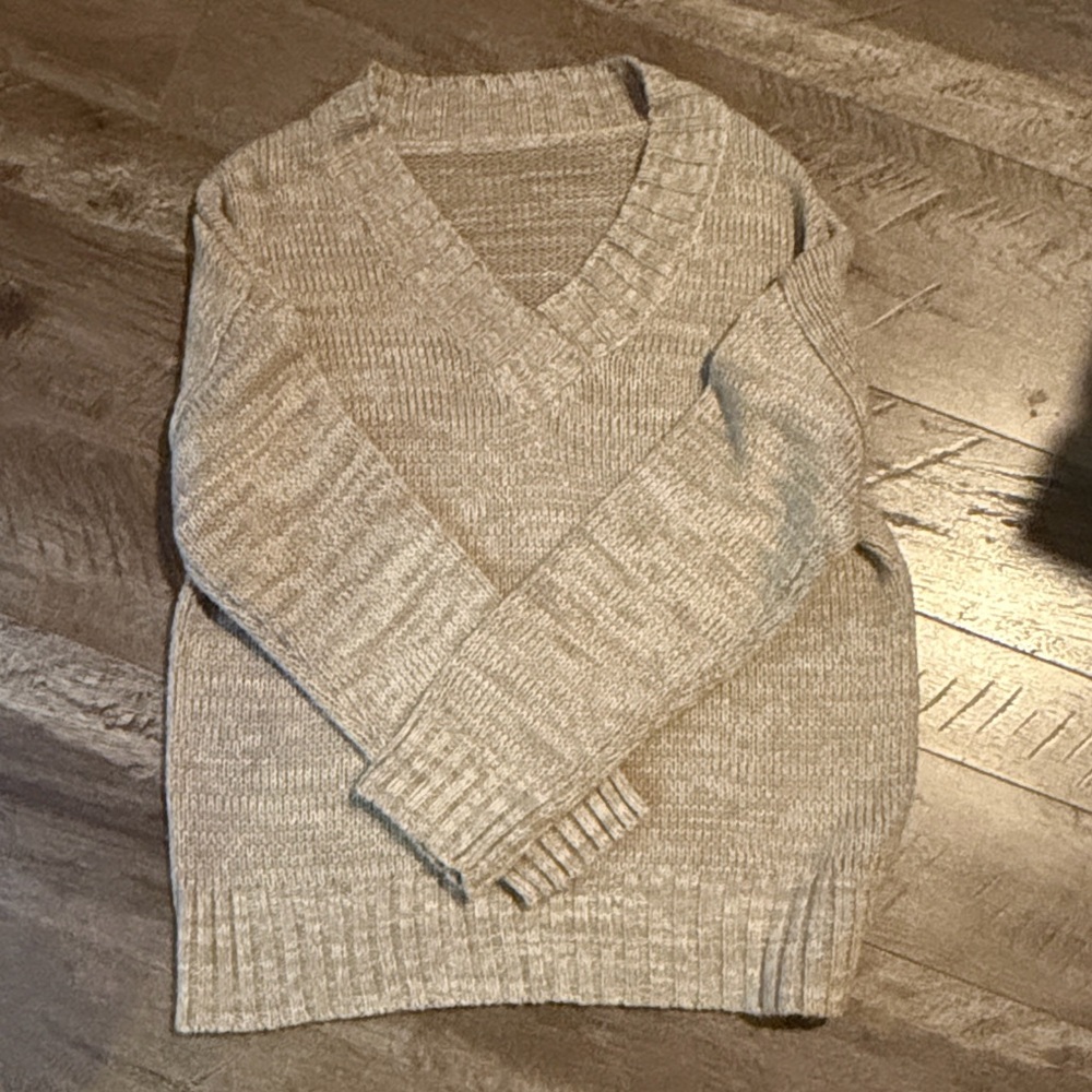 Women’s Beige V-Neck Sweater